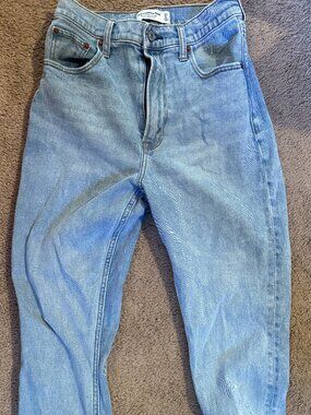 A&F Ultra high rise 90s slim straight